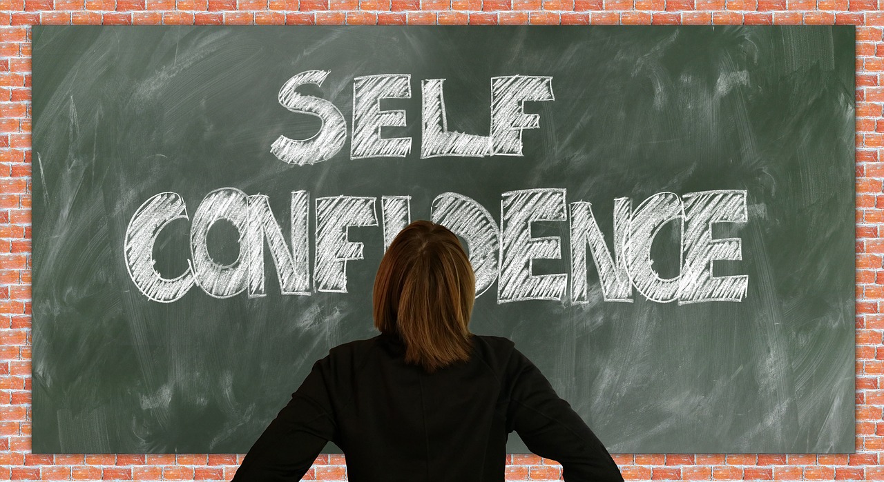Développement personnel : 5 stratégies pour améliorer votre confiance en soi