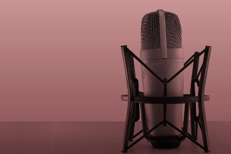 podcast de marque : comment créer une stratégie audio impactante en 2025