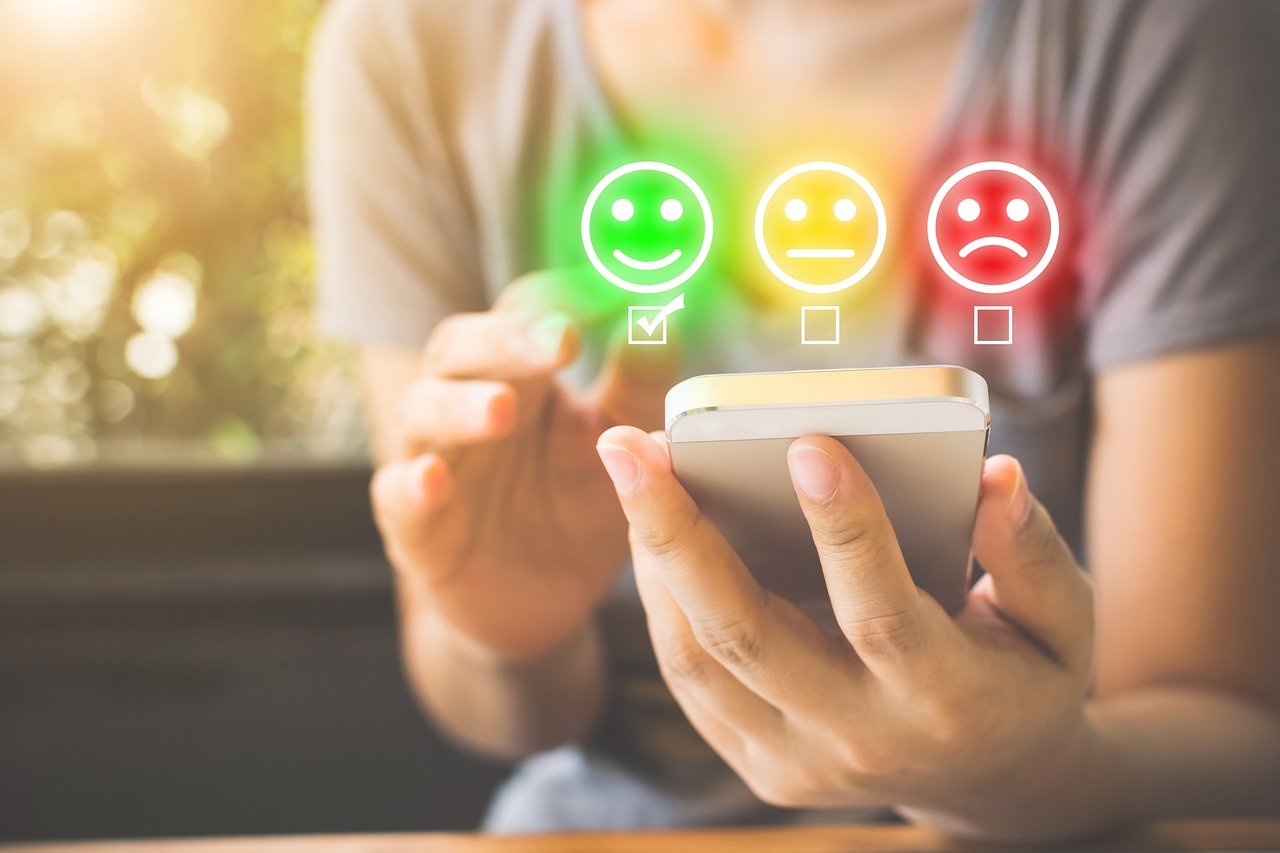 découvrez l'importance des retours clients dans l'amélioration de vos produits et services. apprenez comment collecter, analyser et utiliser les avis de vos clients pour renforcer la satisfaction et fidéliser votre clientèle.