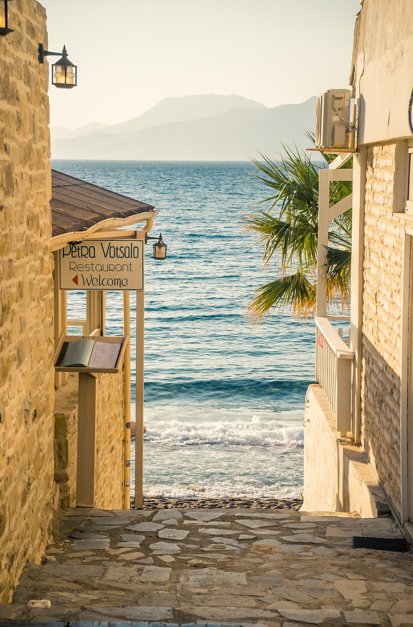 découvrez des idées de voyages uniques et des conseils pratiques pour organiser vos trips inoubliables, en france et à l'international. inspirez-vous pour vos prochaines aventures !