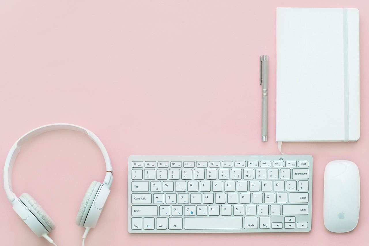 découvrez comment améliorer la productivité et le bien-être dans votre environnement de travail grâce à nos conseils et ressources sur le workplace.