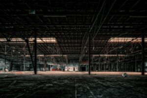 optimisez la sécurité et l'organisation de votre entrepôt grâce à un marquage au sol efficace et durable. facilitez la circulation et la gestion des zones de stockage.